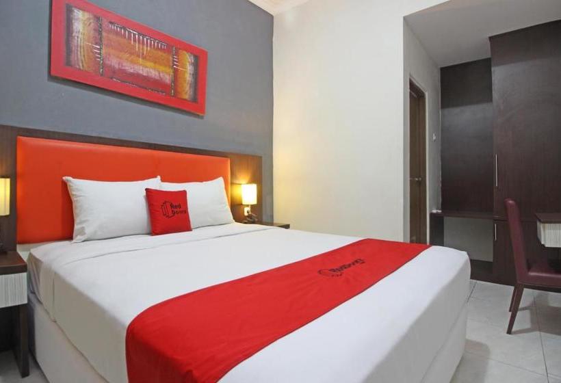 Hotel Reddoorz Plus Near Keraton Solo