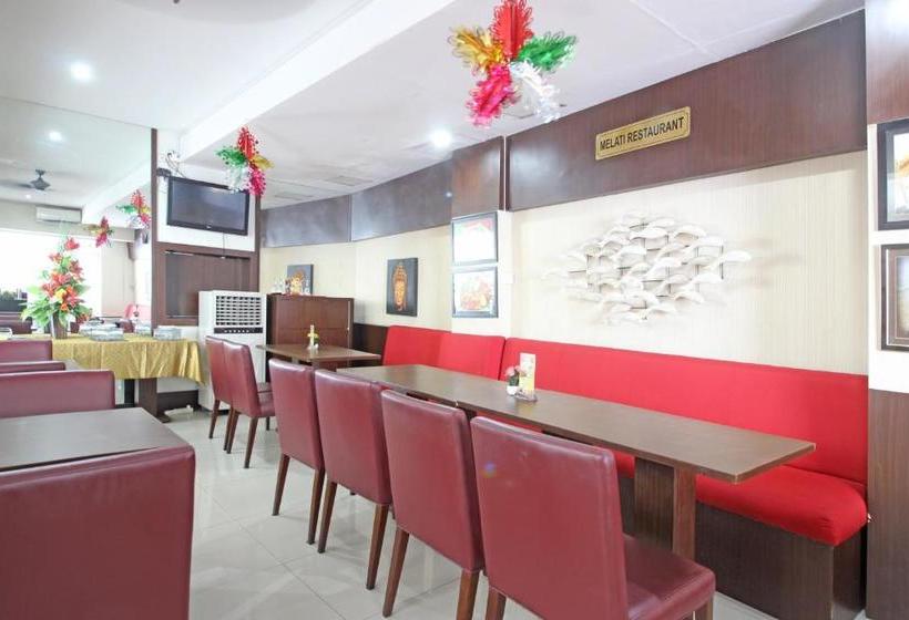 Hotel Reddoorz Plus Near Keraton Solo