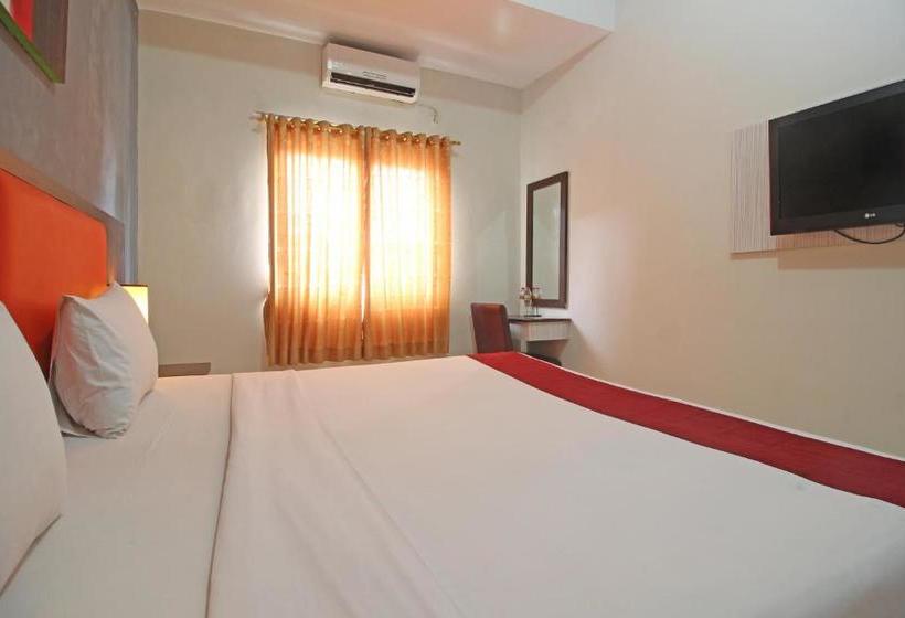 Hotel Reddoorz Plus Near Keraton Solo