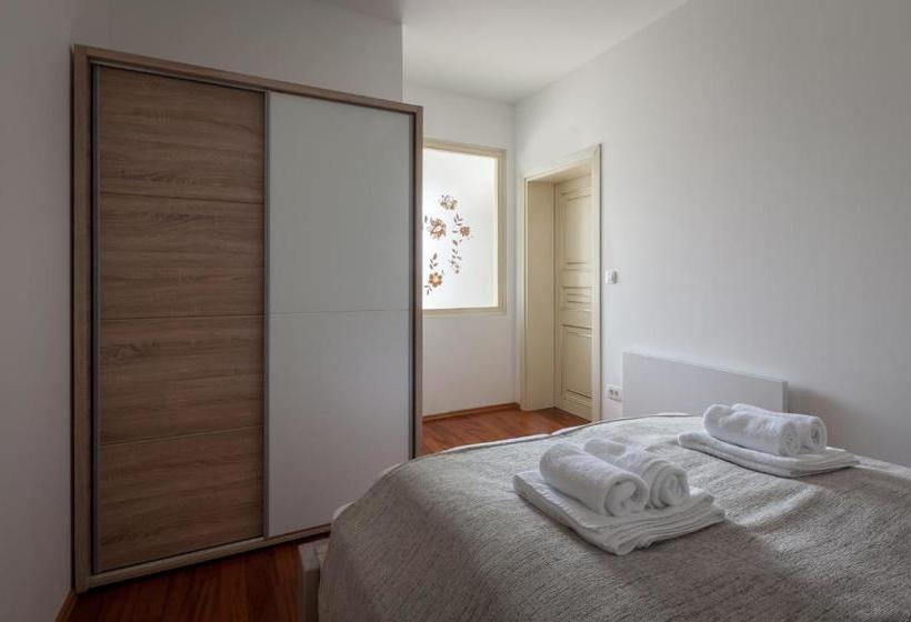 Studio Apartments Rados