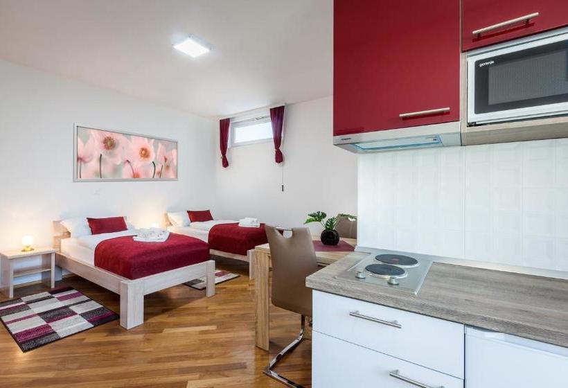 Studio Apartments Rados