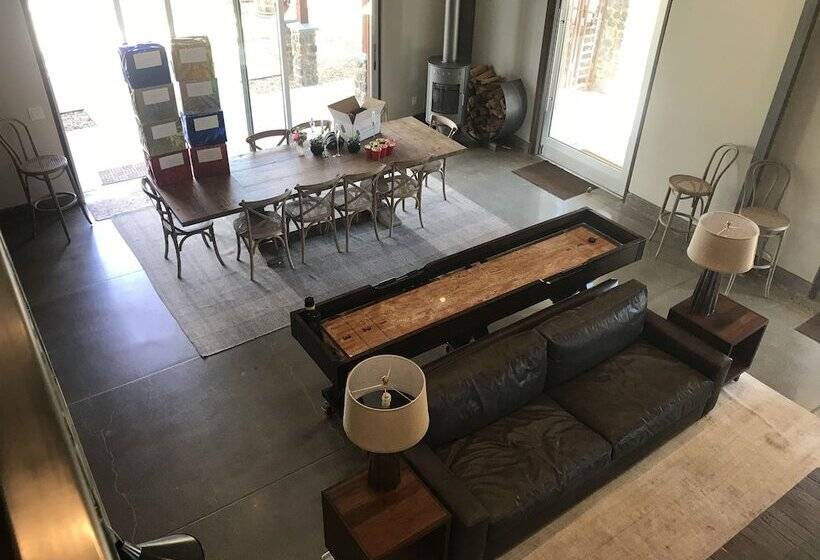 住宿加早餐  Bed & Barrel At Stonehouse Cellars