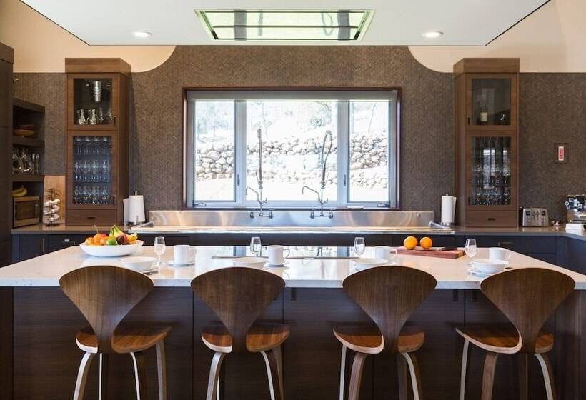 住宿加早餐  Bed & Barrel At Stonehouse Cellars