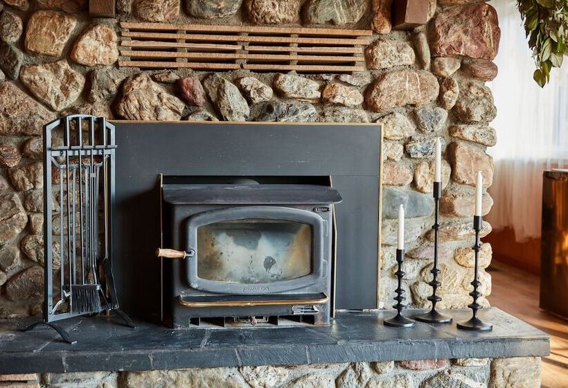 住宿加早餐  Bed & Barrel At Stonehouse Cellars