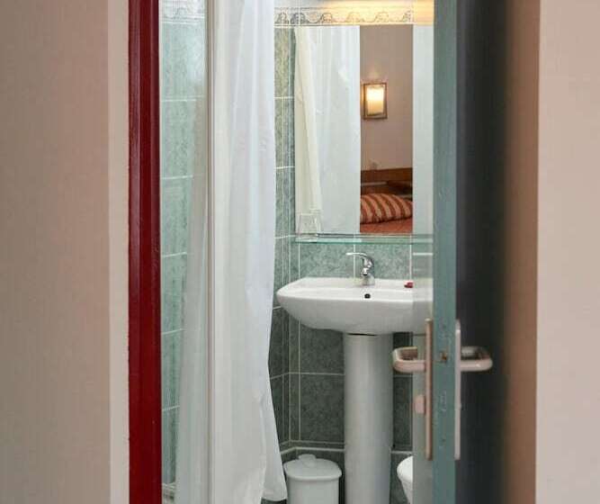 تختخواب و صبحانه Chambres D'hotes Du Colvert