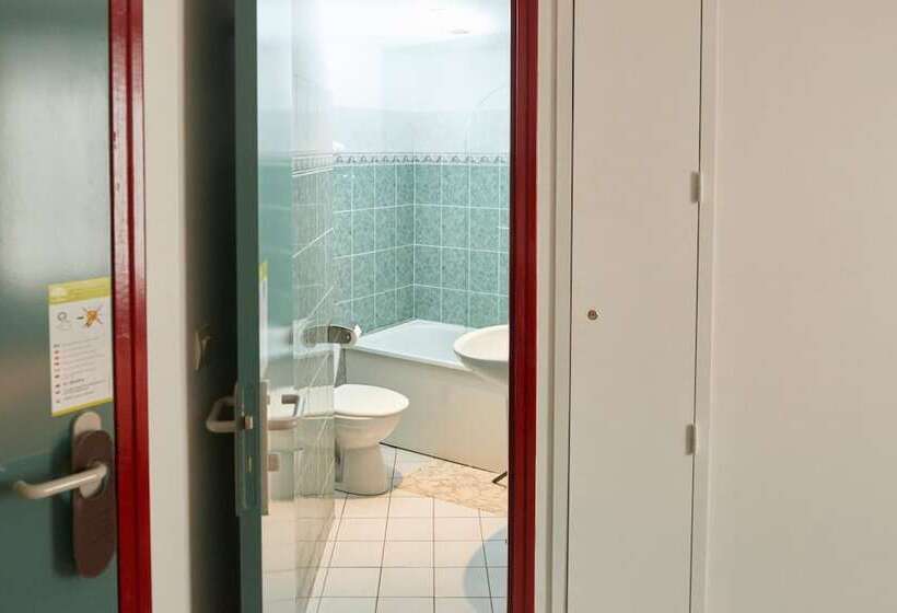 تختخواب و صبحانه Chambres D'hotes Du Colvert