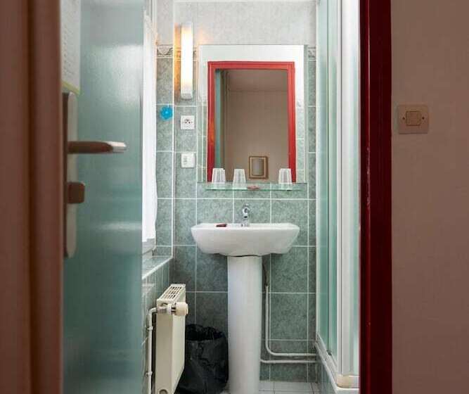 تختخواب و صبحانه Chambres D'hotes Du Colvert