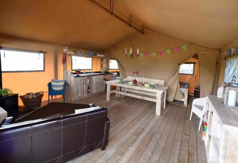 Hostelli Carr S Hill Luxury Safari Tents