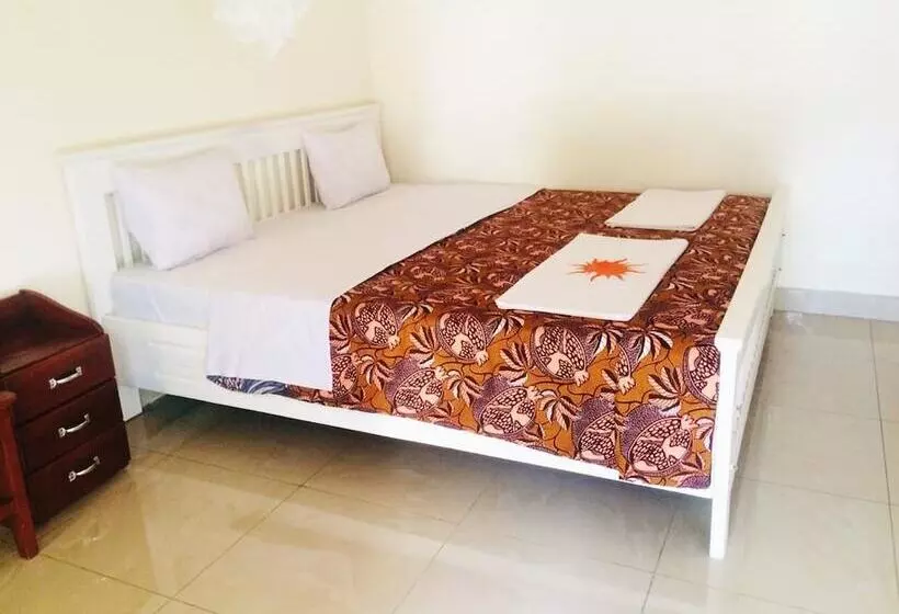 مسافرخانه Filon D'or Guesthouse And Campsite