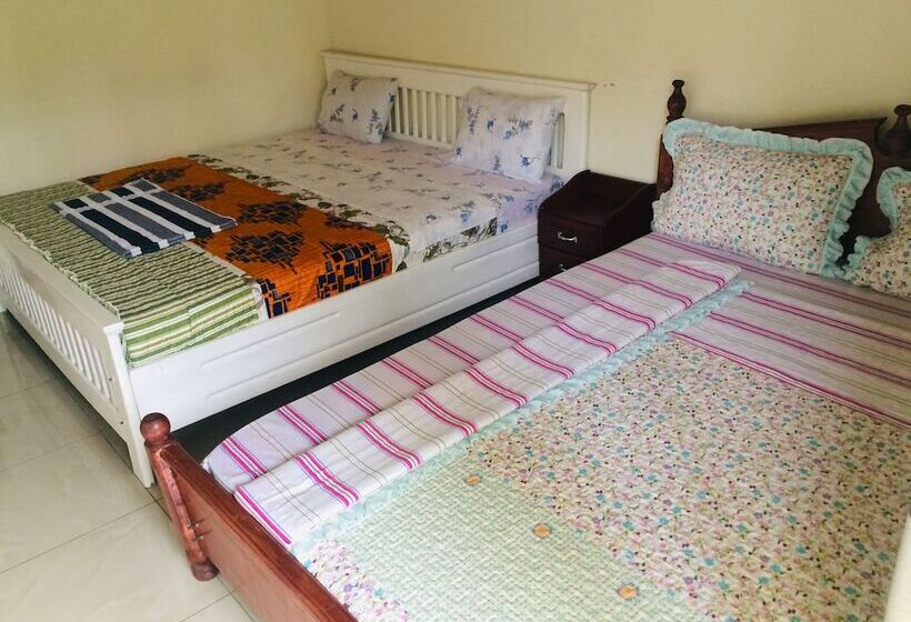 مسافرخانه Filon D'or Guesthouse And Campsite