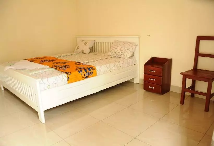 مسافرخانه Filon D'or Guesthouse And Campsite