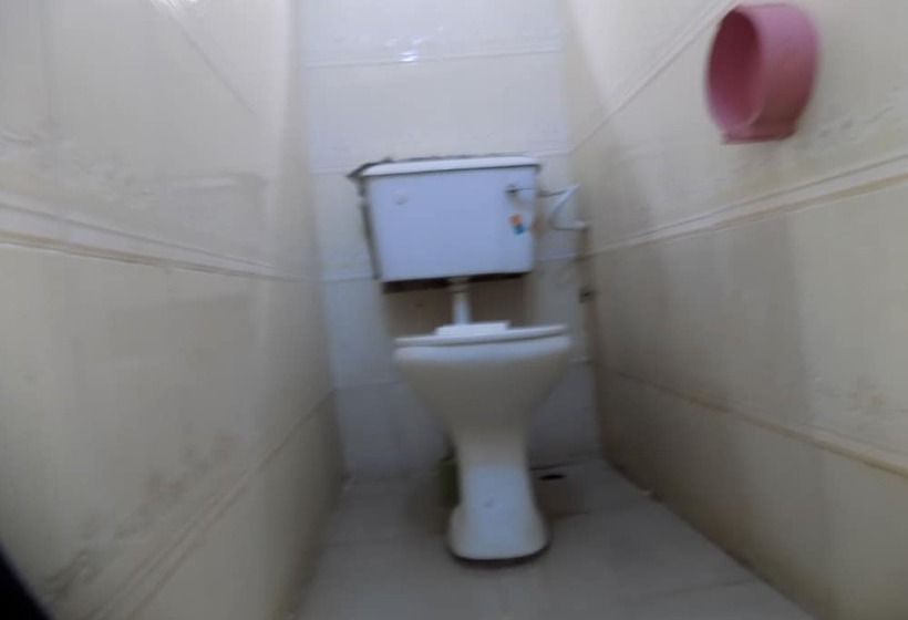 مسافرخانه Royal Green Guest House