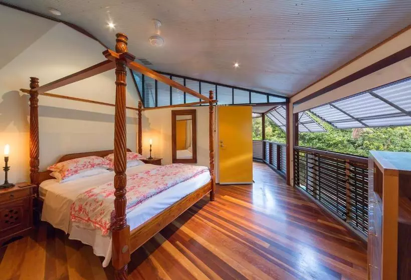 簡易ホテル The Dome House