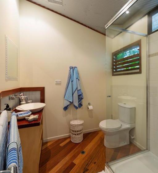 여관 The Dome House