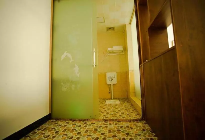 Furong Town Lushan Inn