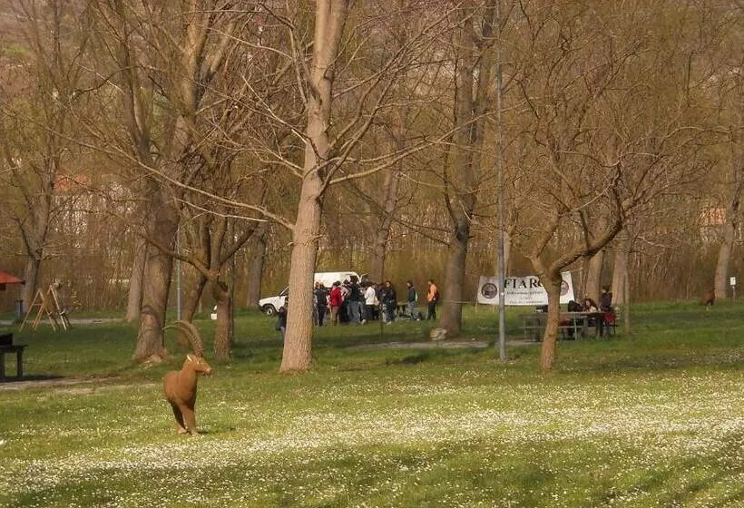 Hotelli Azienda Agrituristica La Casetta Del Pollino