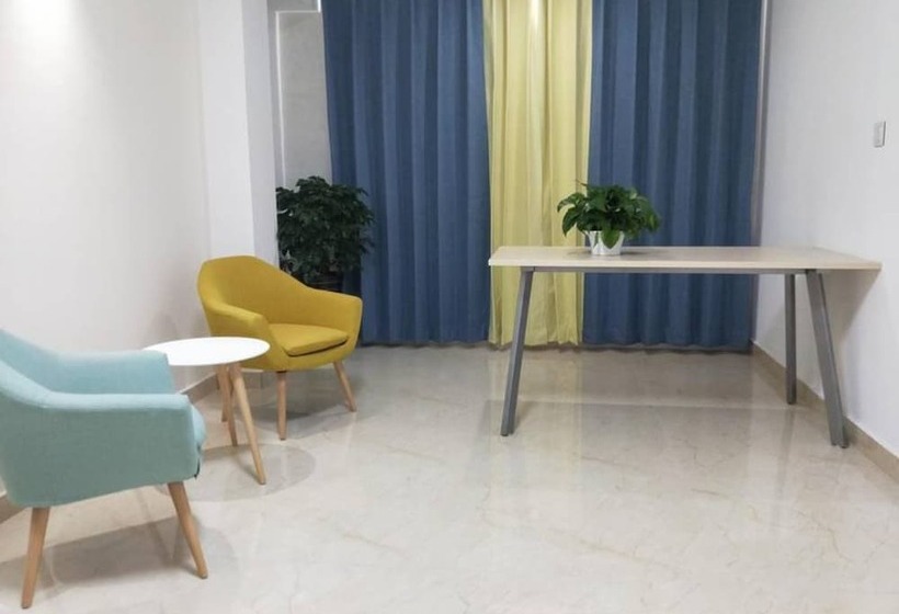 Отель Beijing Silver Art Themed