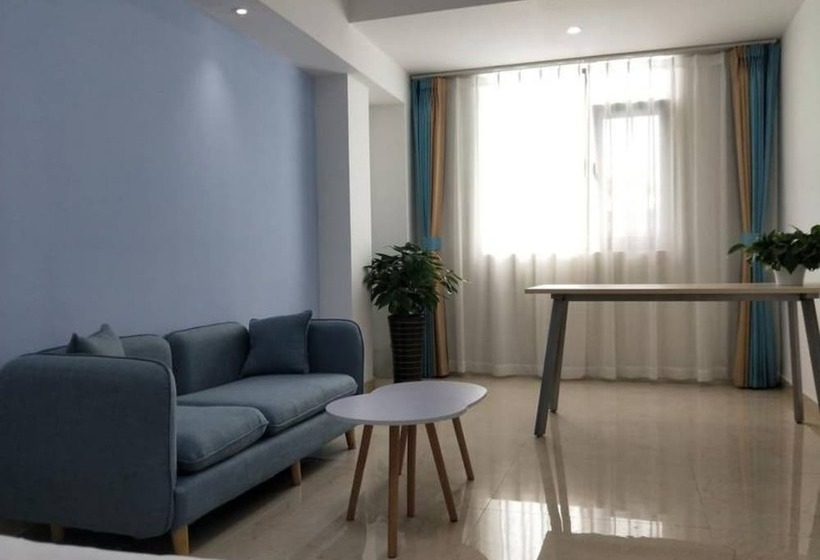 Отель Beijing Silver Art Themed