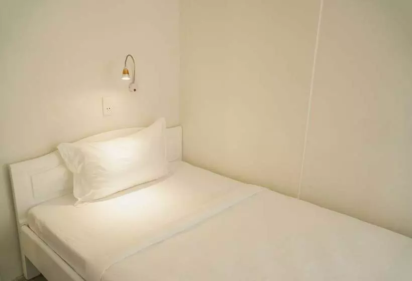هتل Dango Hostel