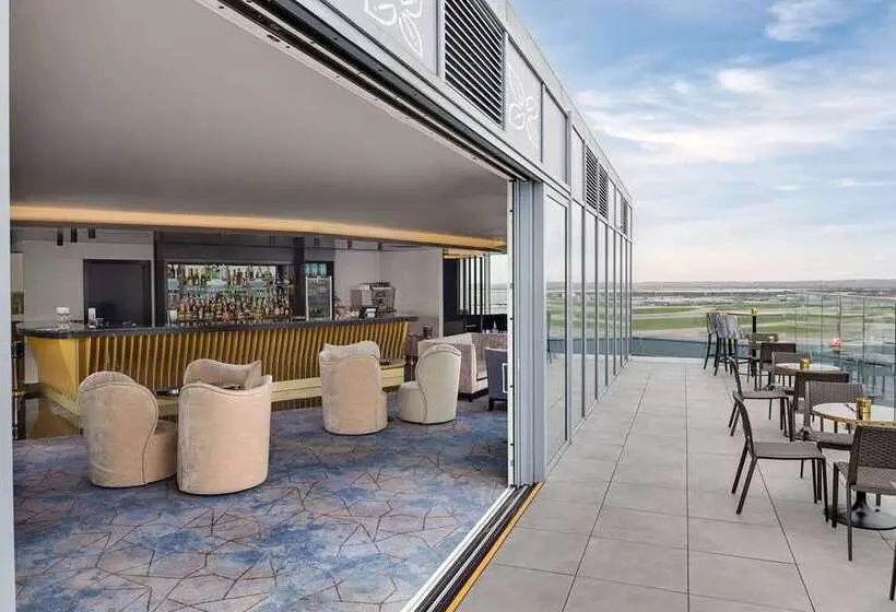 هتل Hilton Garden Inn London Heathrow Terminal 2 And 3