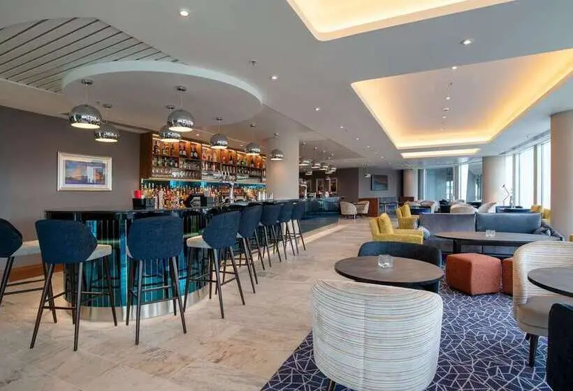 هتل Hilton Garden Inn London Heathrow Terminal 2 And 3