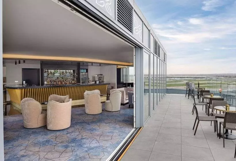 Hotelli Hilton Garden Inn London Heathrow Terminal 2 And 3