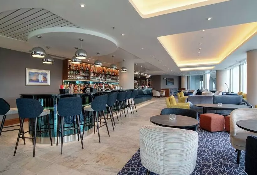 Hotelli Hilton Garden Inn London Heathrow Terminal 2 And 3