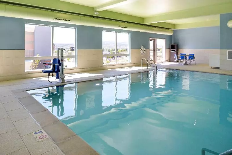 Hotelli Holiday Inn Express & Suites   Elko, An Ihg