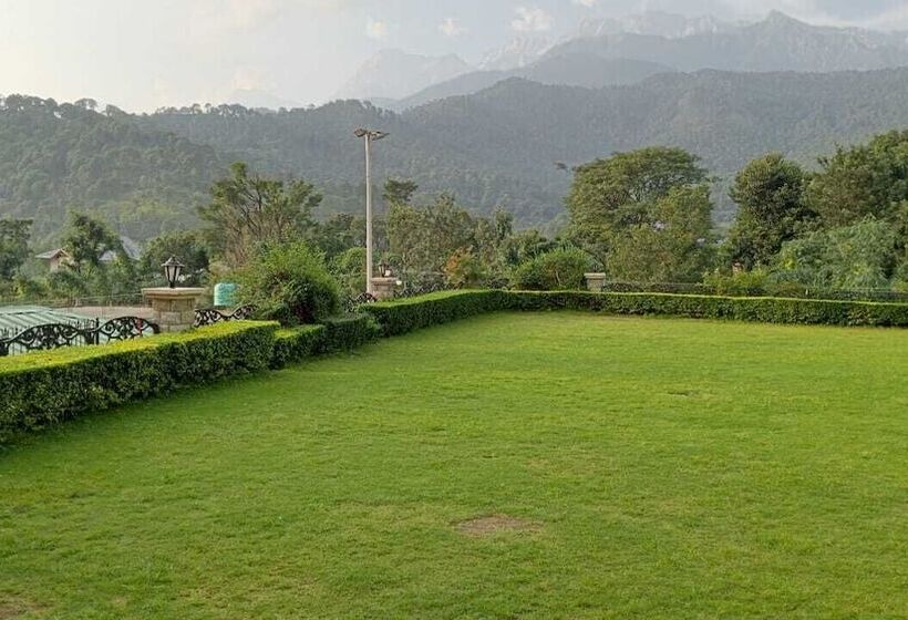Hotel Justa Palampur Resort & Convention Centre