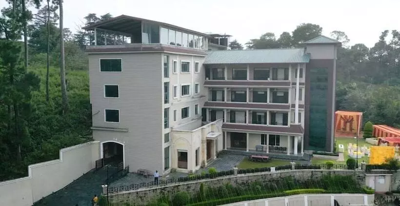 Hotelli Justa Palampur Resort & Convention Centre
