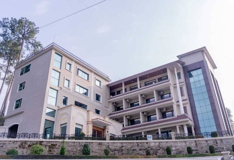 Hotel Justa Palampur Resort & Convention Centre