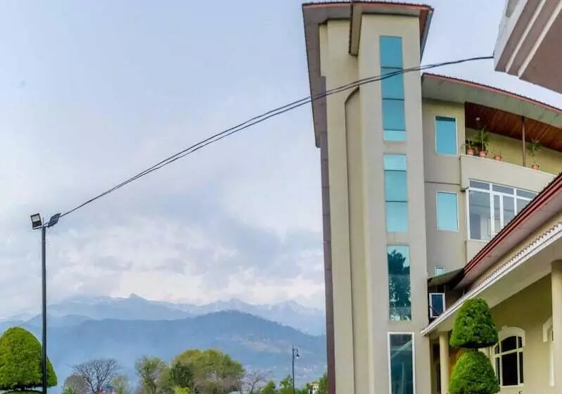 Hotelli Justa Palampur Resort & Convention Centre