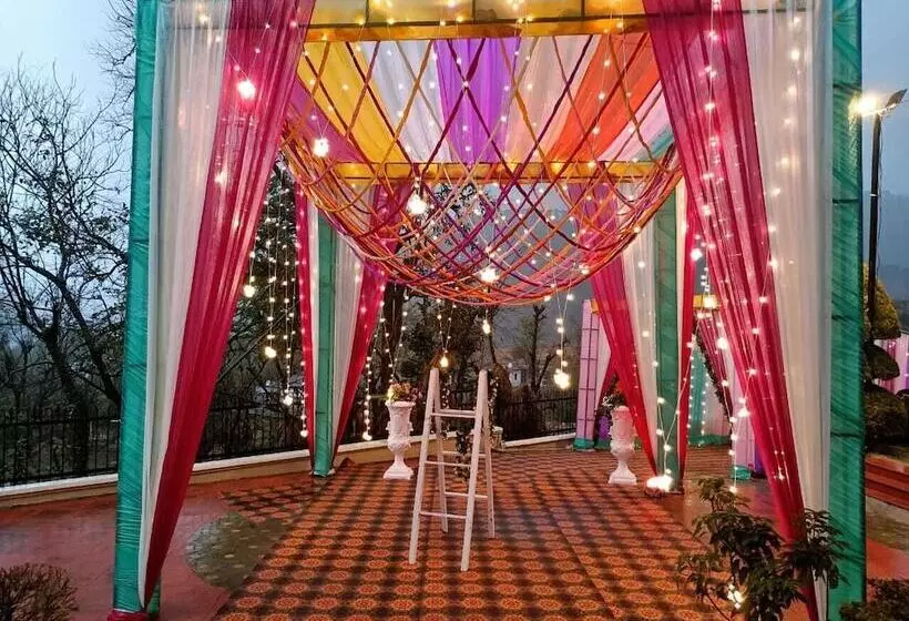 Hotelli Justa Palampur Resort & Convention Centre