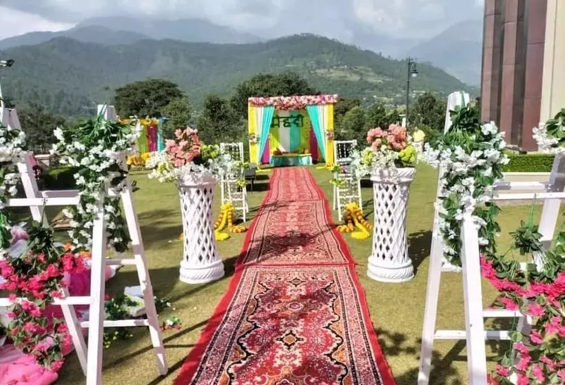 Hotelli Justa Palampur Resort & Convention Centre