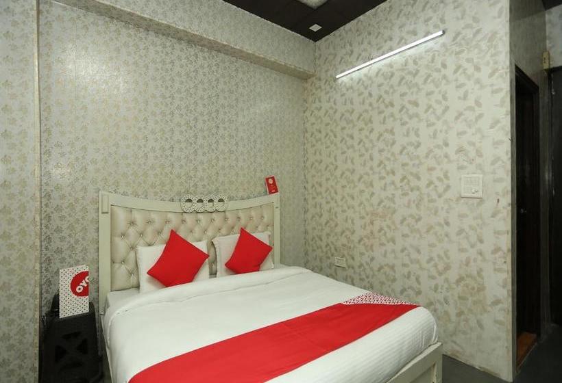 Отель Oyo 18530 Rest Inn