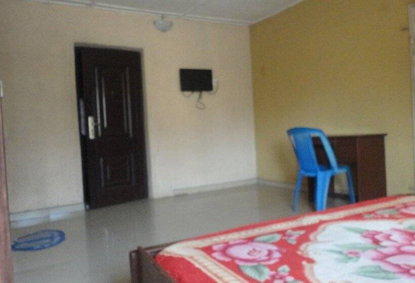 هتل Phoenix Suites And Inn