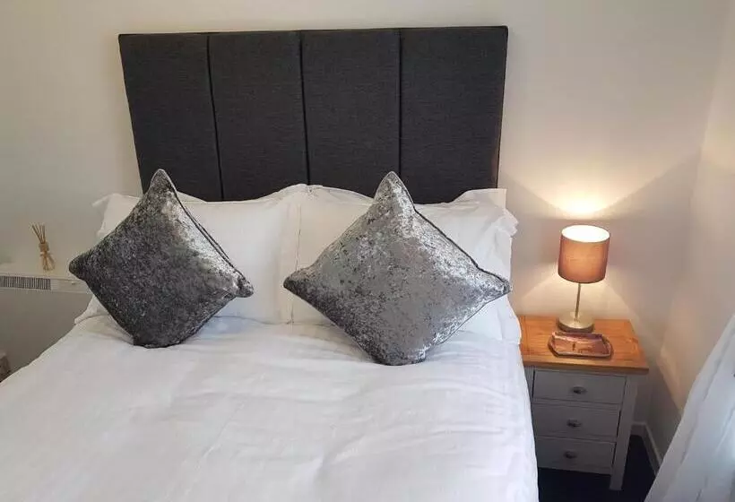 Riverside Apartments