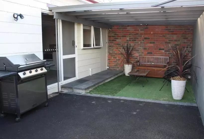 Apartment 5ive