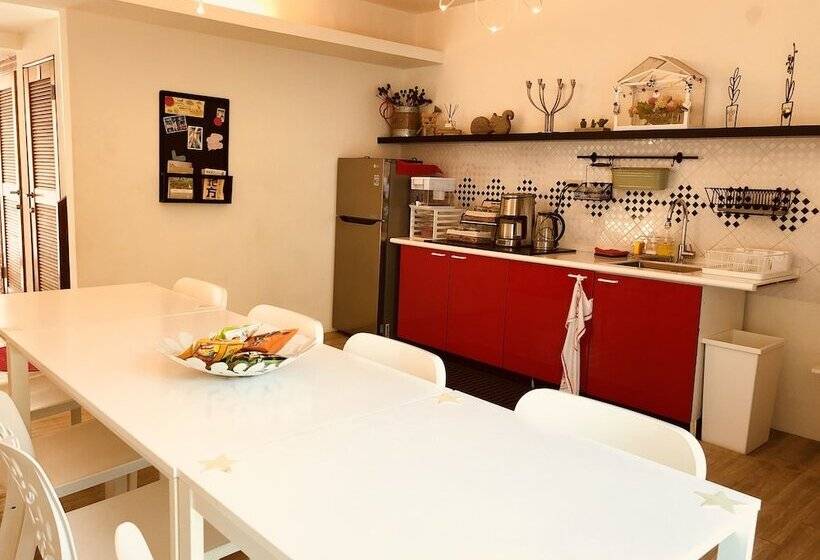 تختخواب و صبحانه One Day Ocean Villa