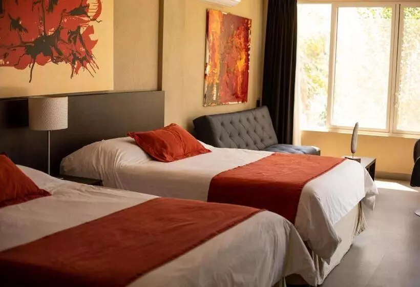 Casa De Mar Hotel And Villas