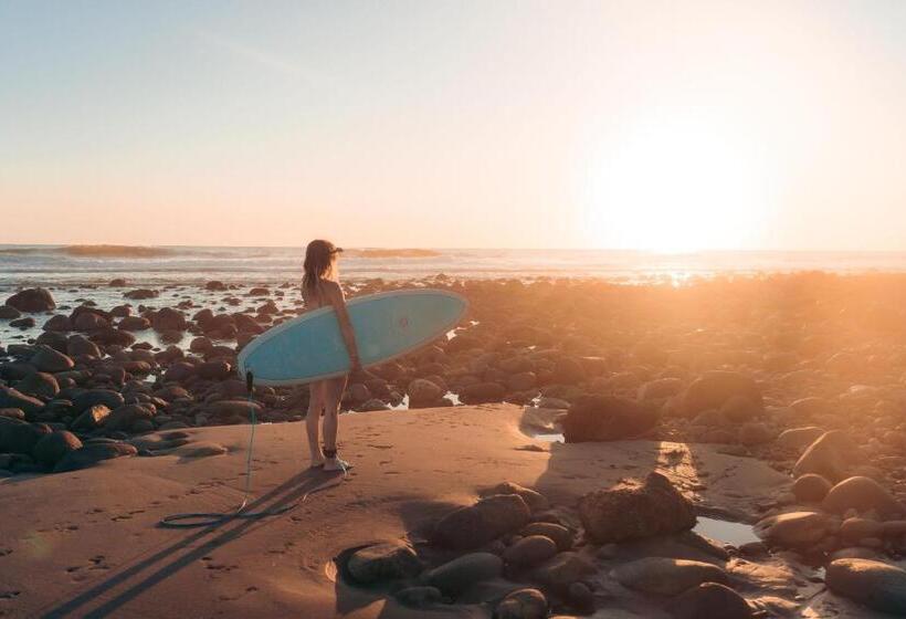 Casa De Mar Hotel And Villas