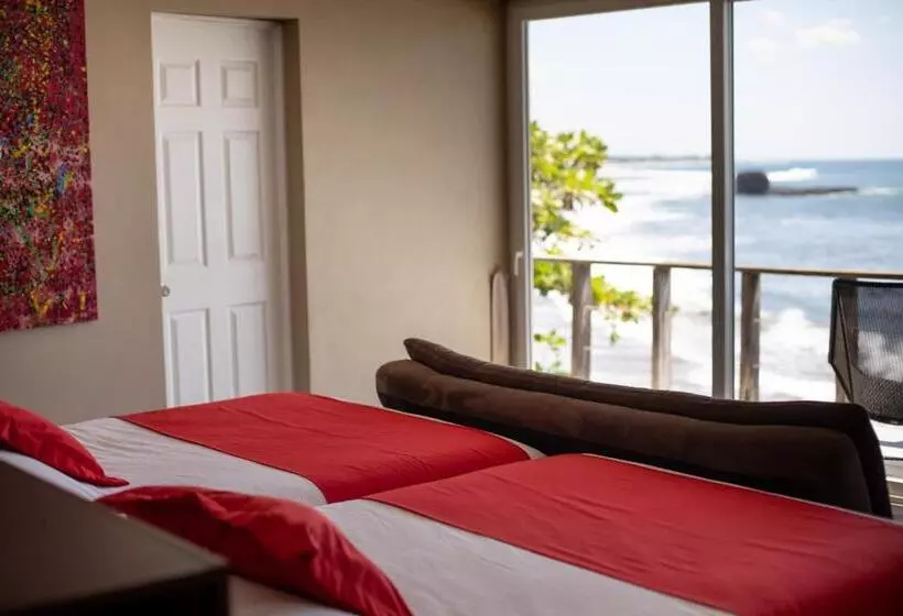 Casa De Mar Hotel And Villas