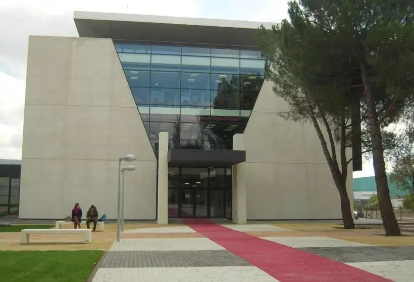 Hostelli Residencia Universitaria Cardenal Cisneros