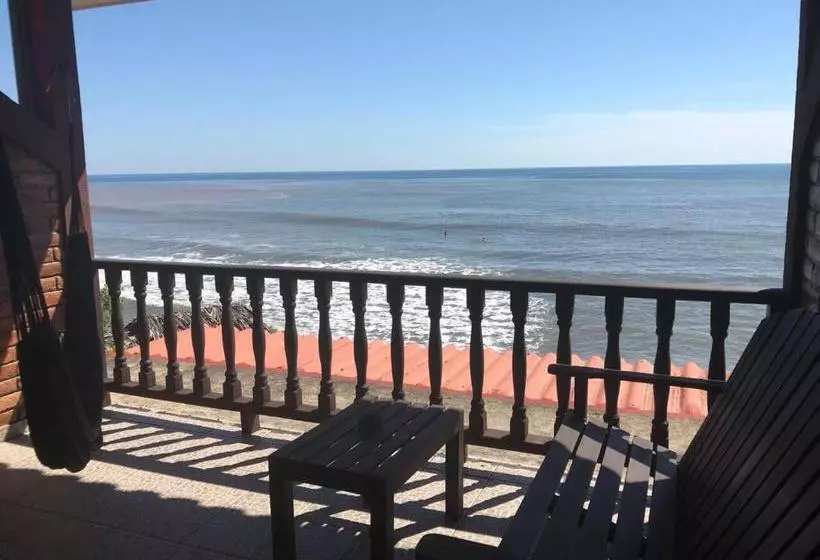 Hotelli & Bar La Guitarra