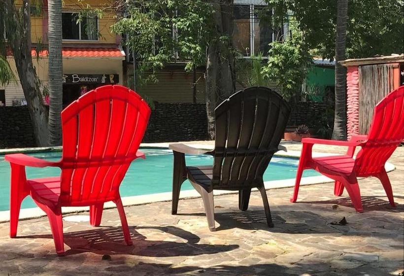 בית מלון כפרי & Bar La Guitarra