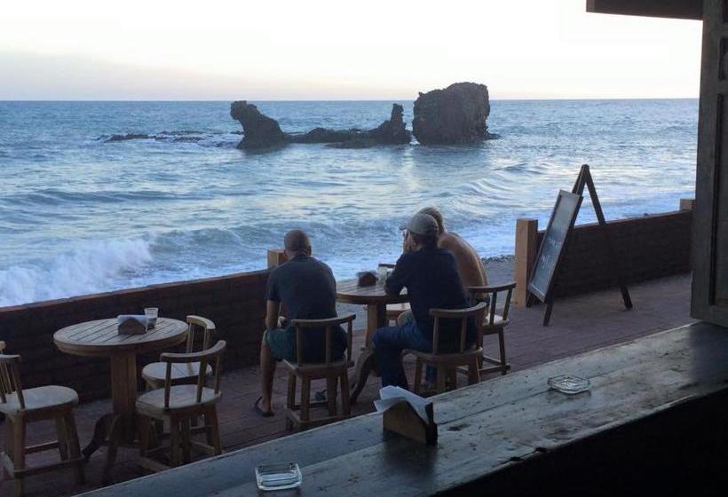 בית מלון כפרי & Bar La Guitarra