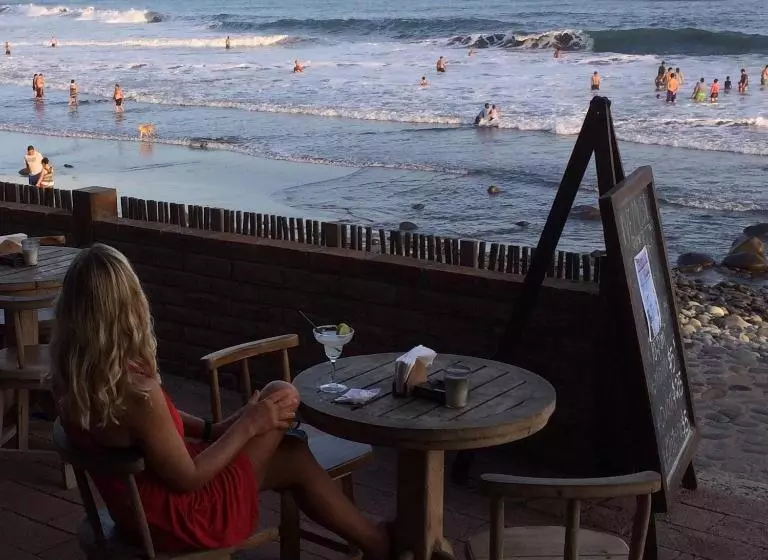 Hotelli & Bar La Guitarra