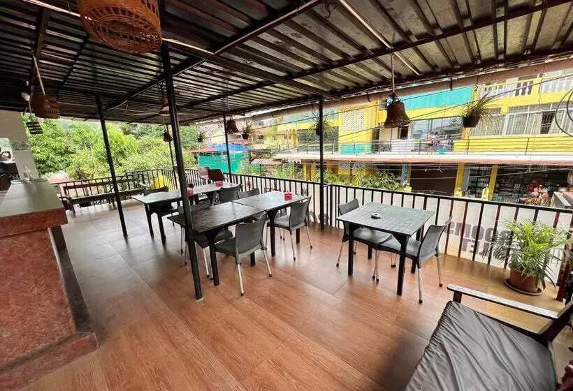 ホテル Bom Sucesso, Candolim Beach