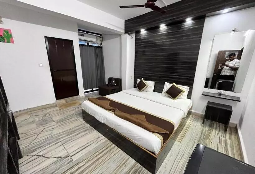 ホテル Bom Sucesso, Candolim Beach