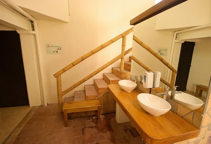 فندق Casa Janaab Palenque